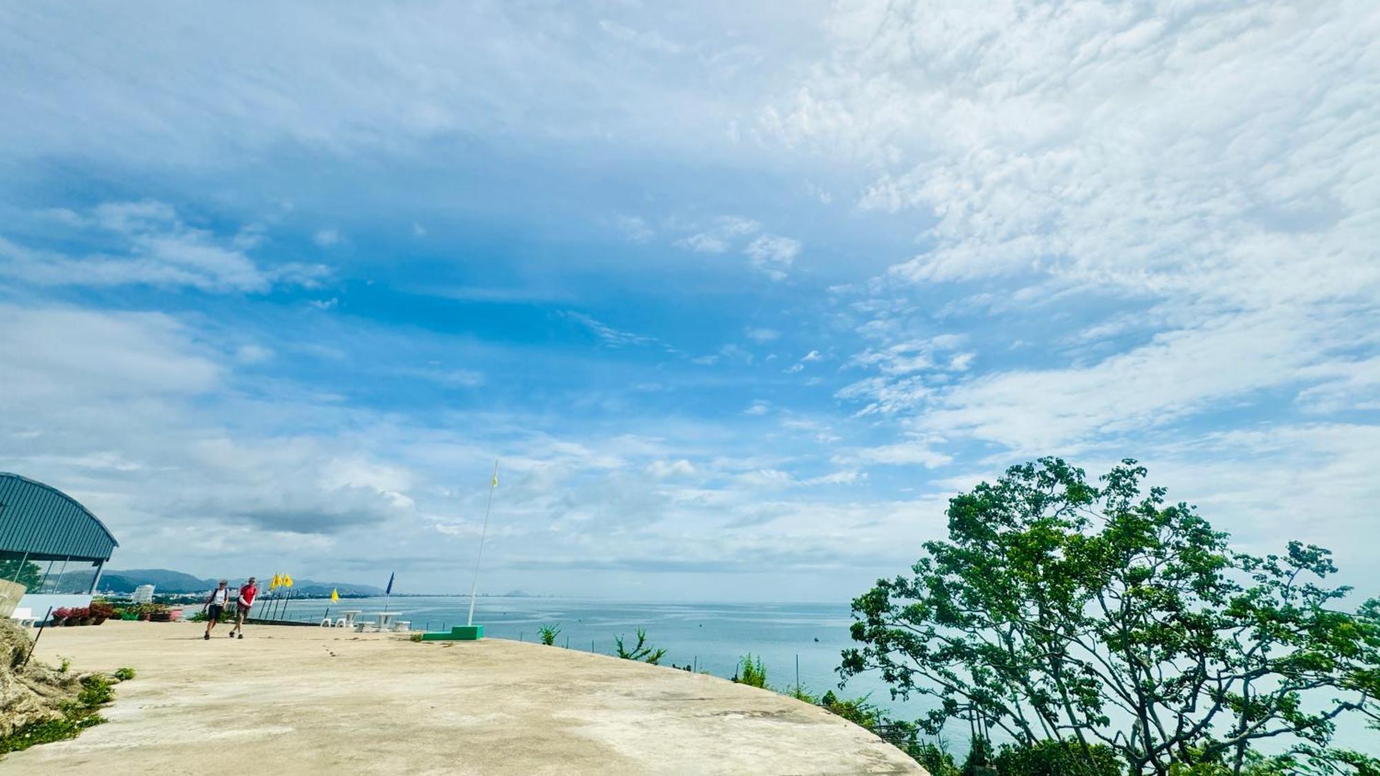 Sea&Mountain View,5 Mins Walk To Famous Beach With King Size Bed 华欣 外观 照片